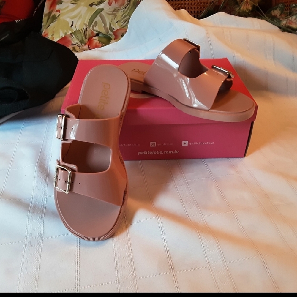 NEW Petit Jolie Risa Roma Slides - Picture 2 of 10